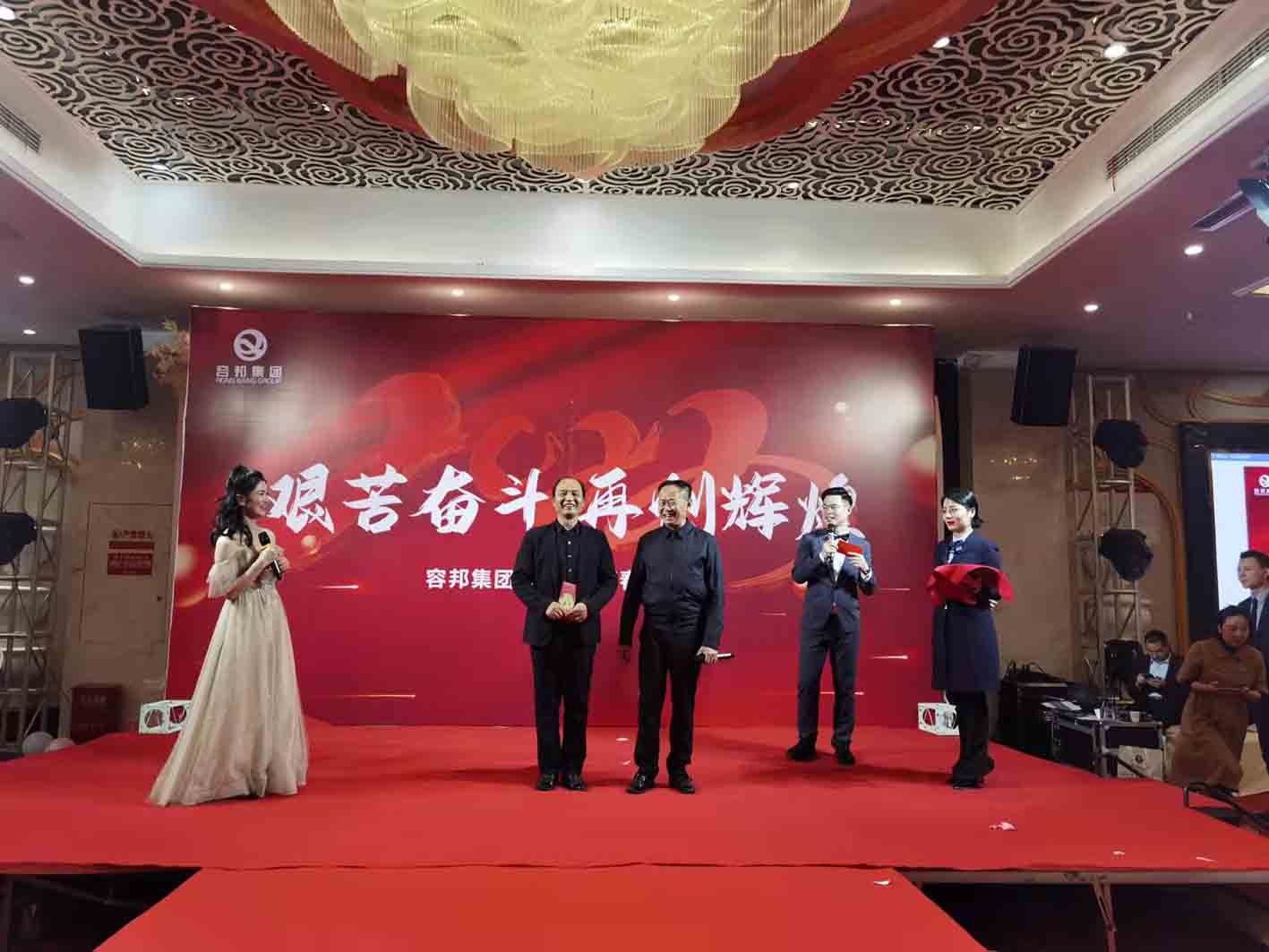 2022�����9